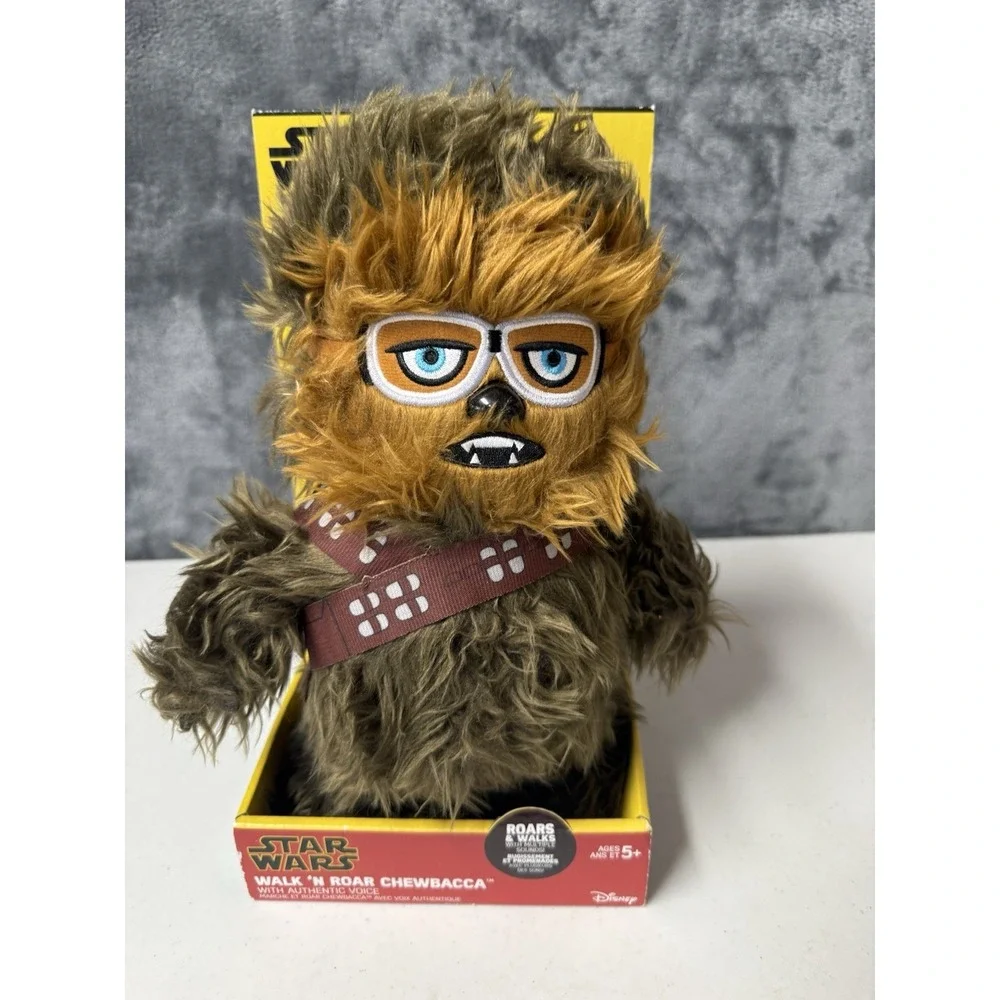 Star Wars Chewbacca Interactive Walk N' Roar Wookie 12